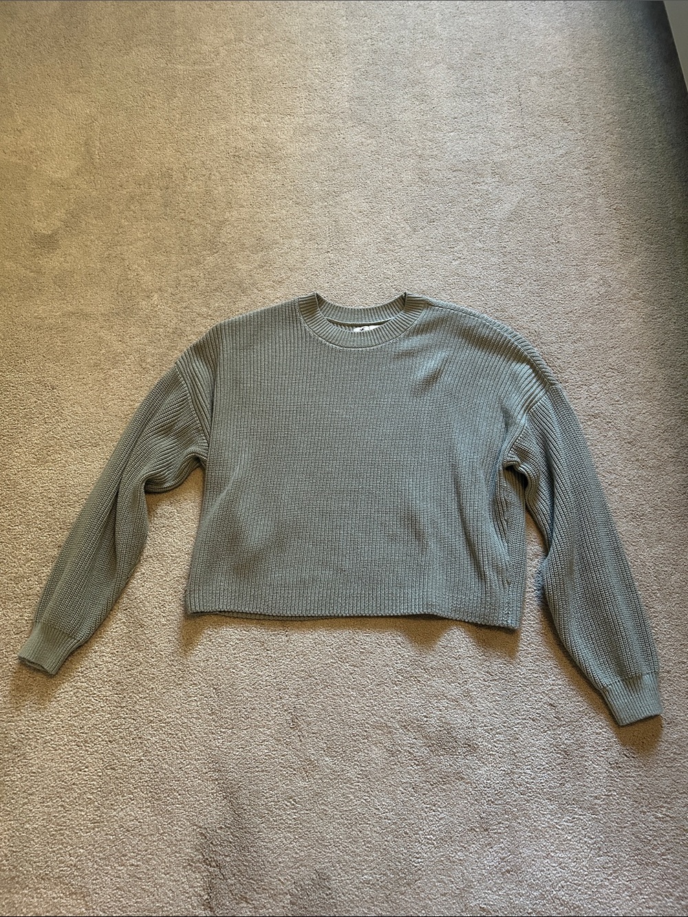Hollister Cropped Rib Knit Crewneck Sweater - Sage Green